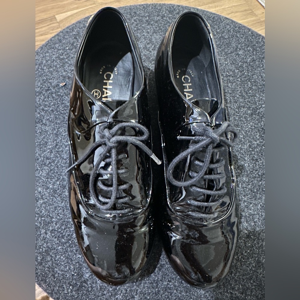 Authentic CHANEL Black Patent Leather Oxford Shoes — Size 37